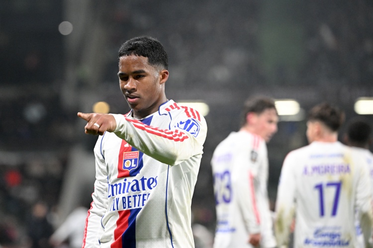 邓恩：加兰是个出色的挡拆手 我们在攻防两端非常互补