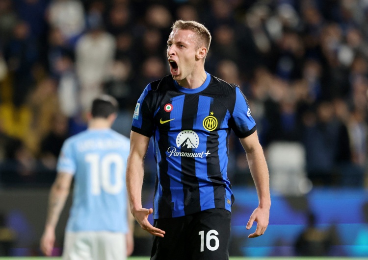 维尼修斯在欧冠淘汰赛打进14球，超越内马尔成为巴西球员第一人