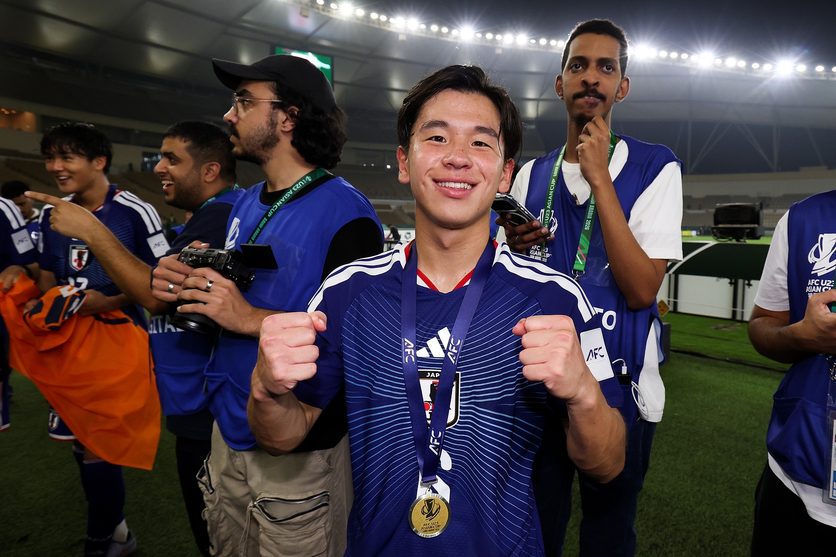 林书豪：21年我离开北京队去G联盟 放弃了700万美元去拿3万美元